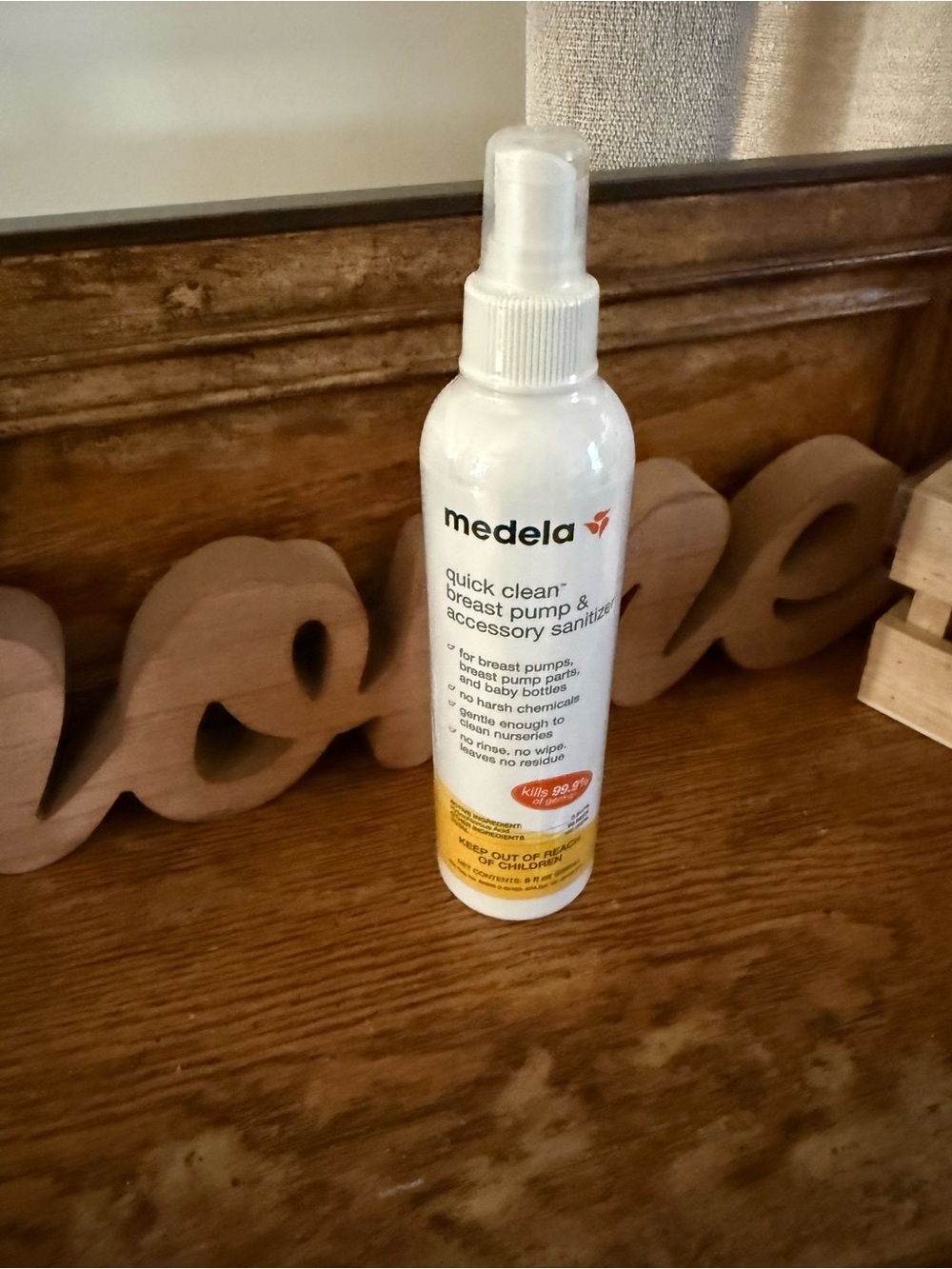 Medela White and Yellow Bottle Breast Pump & Accessory Sanitizer Spray